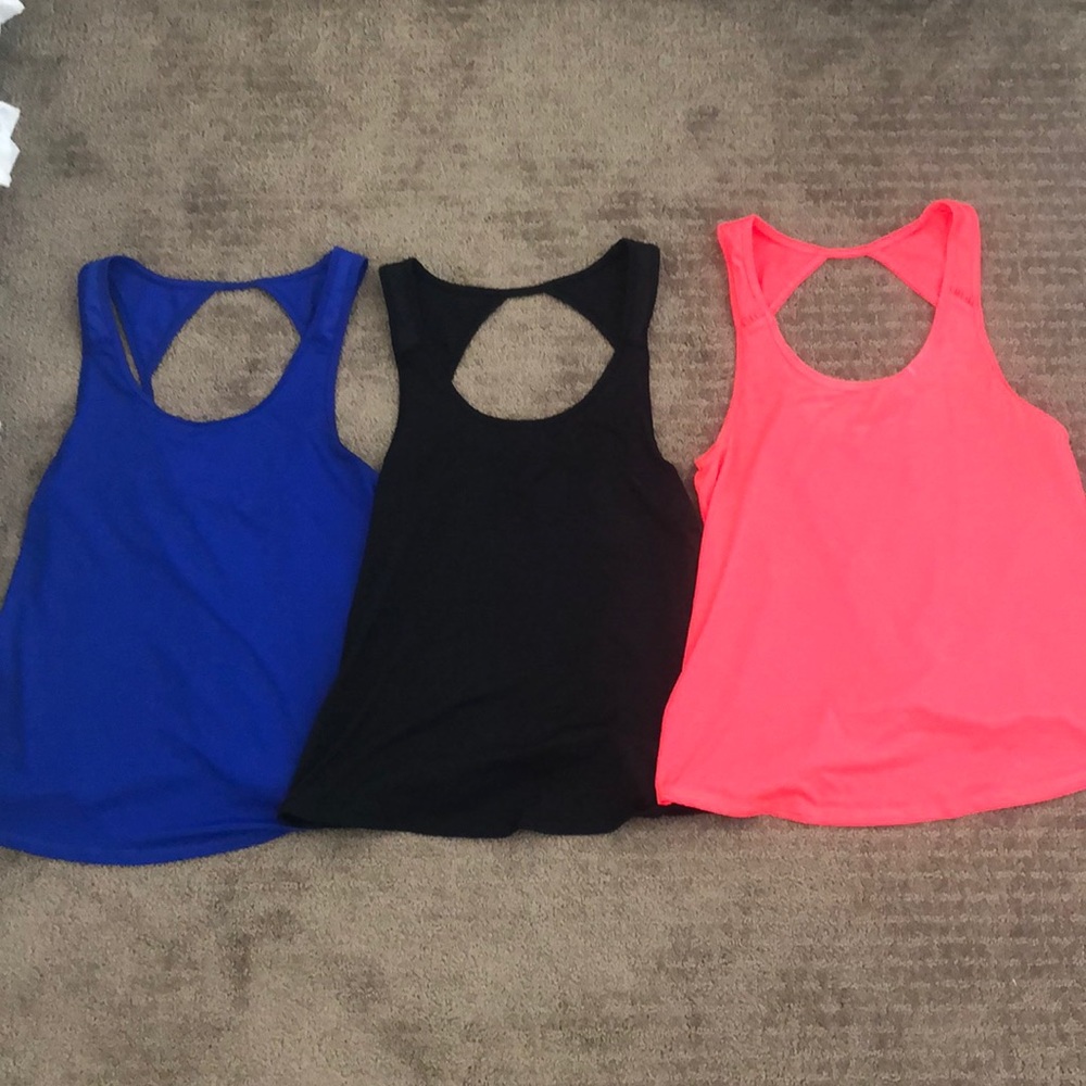 American Eagle Workout Tops
